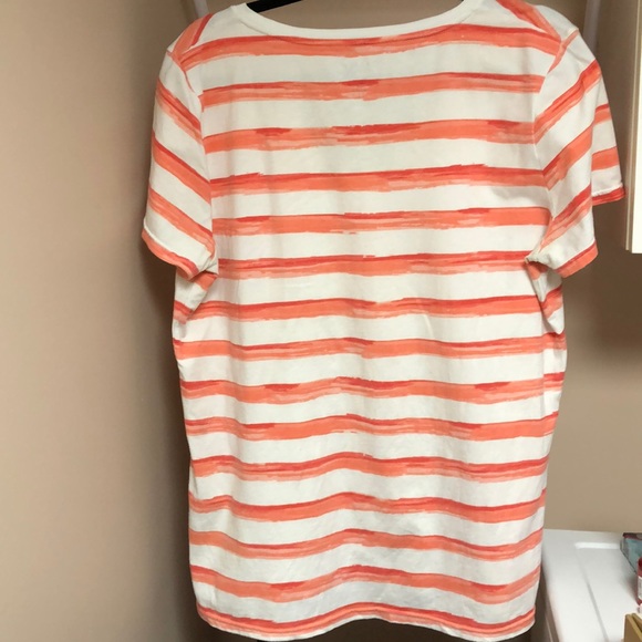 👕 2/14$👕 used but still good for lounging Tee - Picture 2 of 4